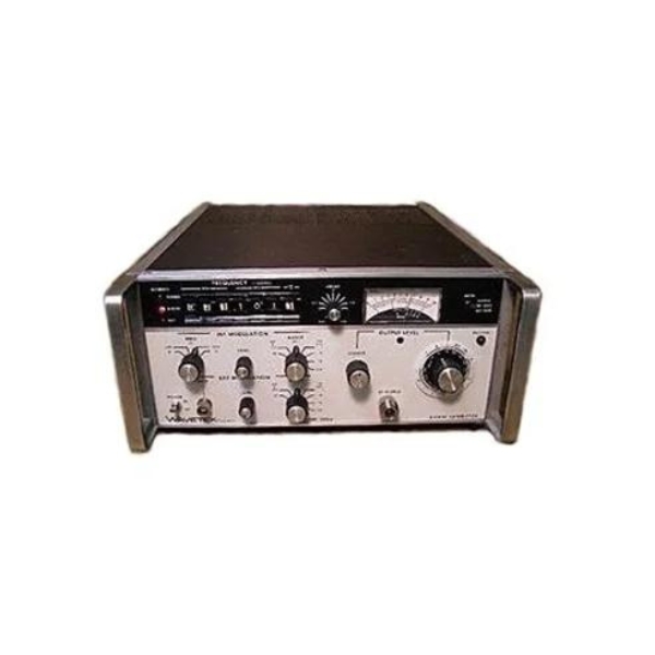 3005 - Gerador de Sinal de RF Sintetizado Wavetek, 1 - 520 MHz