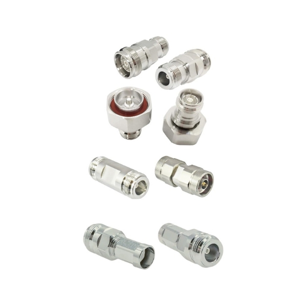 Os adaptadores coaxiais aqui apresentados têm impedância nominal característica de 50 ou 75 ohms e são fabricados de acordo com normas internacionais, sendo utilizados em uma variedade de aplicações.