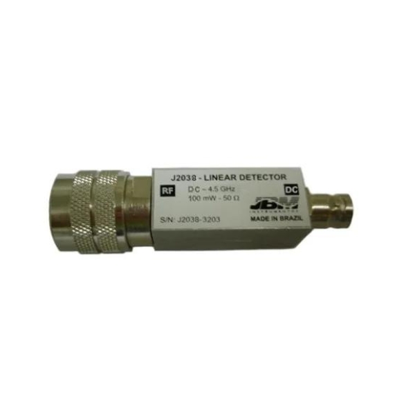 Dispositivo passivo utilizado na retificação de sinal alternado de alta frequência, para detectar o nível do sinal de RF pulsado ou em CW, nivelamento de geradores de Geradores de varredura, teste de resposta em frequência de componentes de microondas.